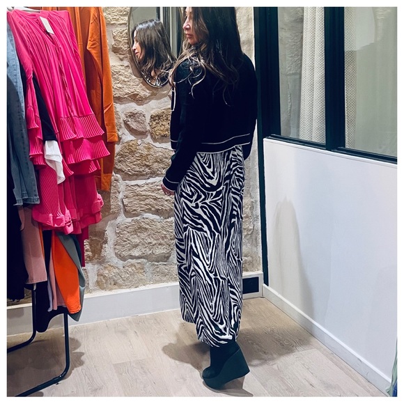 #96 PARIS FRANCE FABULOUS PEARL DETAIL KNIT DESIGNER STYLE CHIC JACKET - Picture 4 of 5